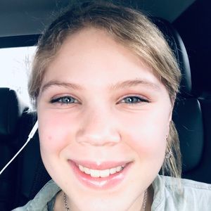 Meet your Posher, Adyson